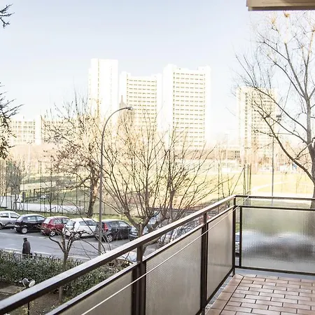 In Fiera 14 Superior Apartment