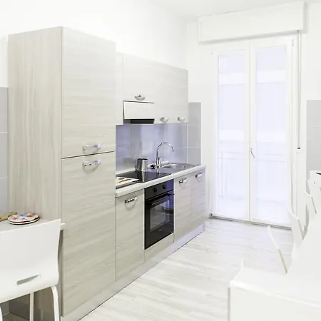 In Fiera 14 Superior * Bologna