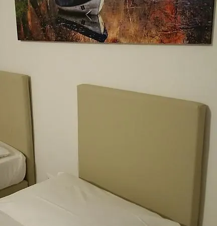 In Fiera 14 Superior * Bologna