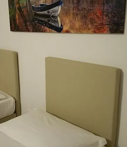 In Fiera 14 Superior * בולוניה